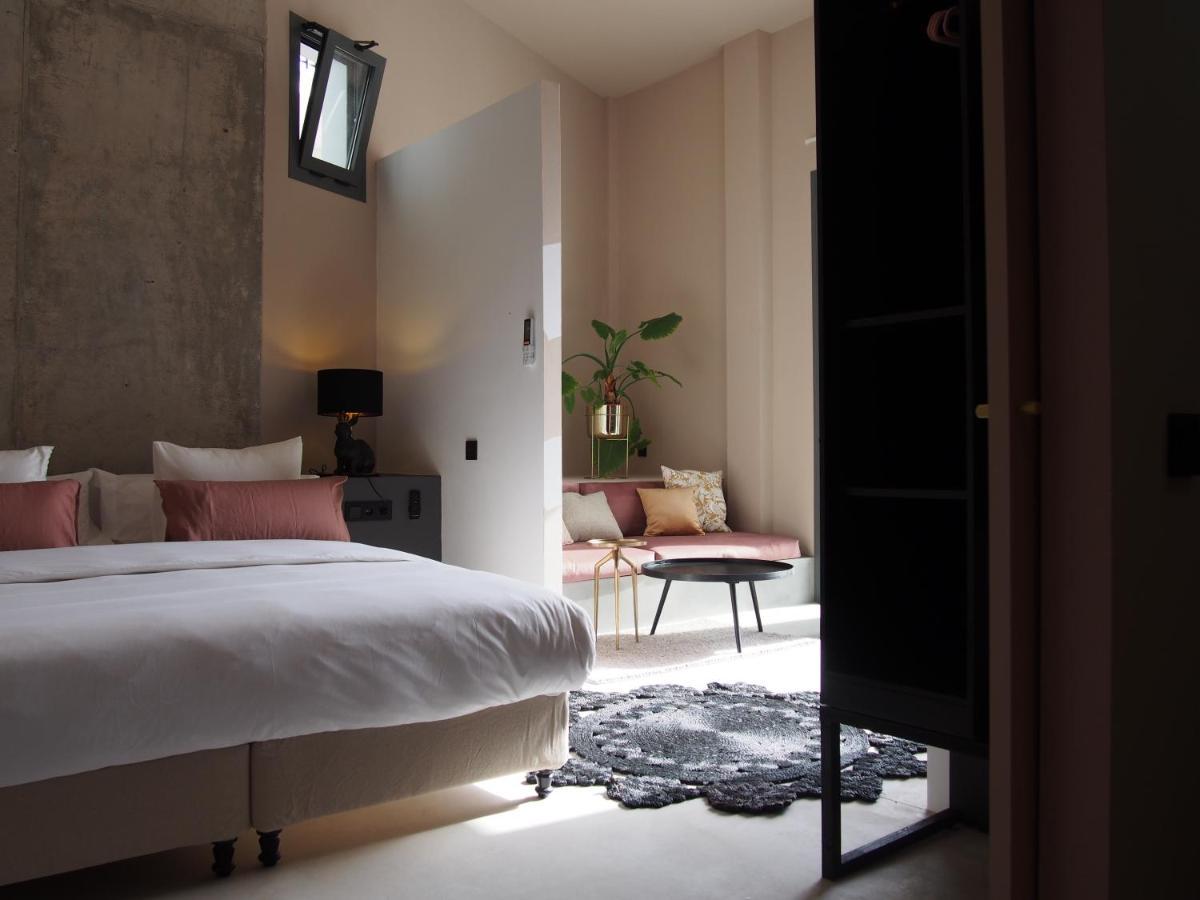 Suites 9 Malaga, Three Unique Suites With Private Plunge Pool Екстер'єр фото