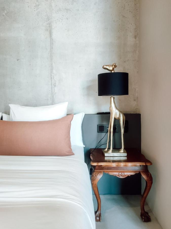 Suites 9 Malaga, Three Unique Suites With Private Plunge Pool Екстер'єр фото