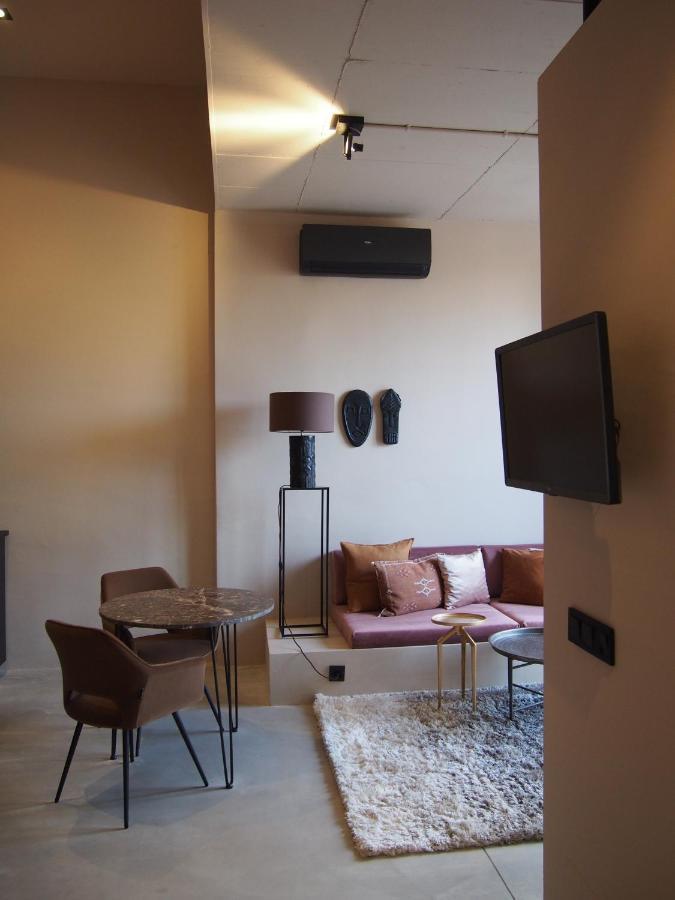 Suites 9 Malaga, Three Unique Suites With Private Plunge Pool Екстер'єр фото